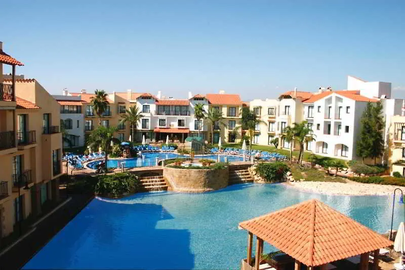 Portaventura Hotel Roulette - Includes Unlimited Access To Portaventura Park & 1 Access To Ferrari Land Salou