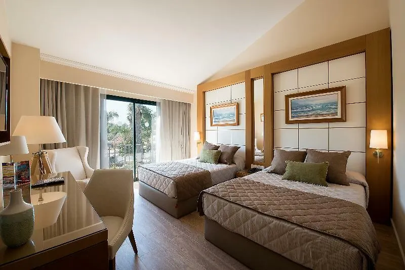 Portaventura Hotel Roulette - Includes Unlimited Access To Portaventura Park & 1 Access To Ferrari Land Salou